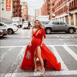 PARTY STYLE LOOK MYSTERY BOX • 3 PIECES